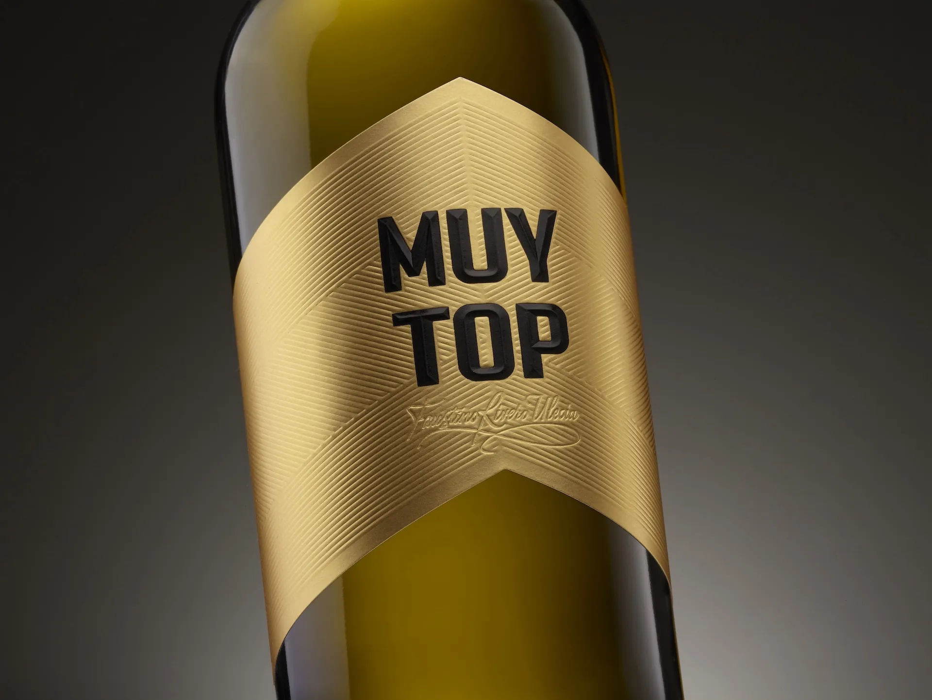 MUY TOP macro Blanco copy
